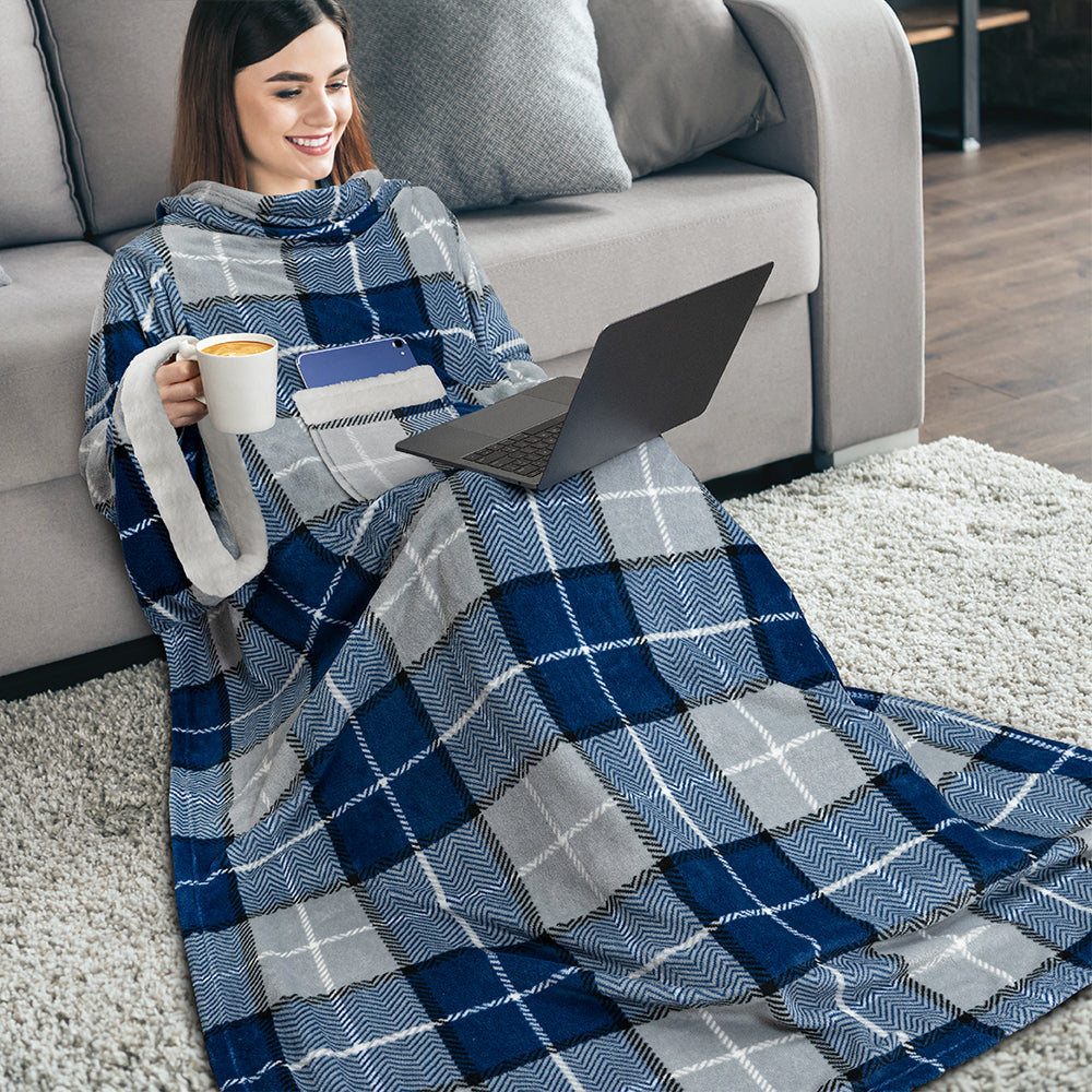 Blanket with Sleeves - Sherpa Trims