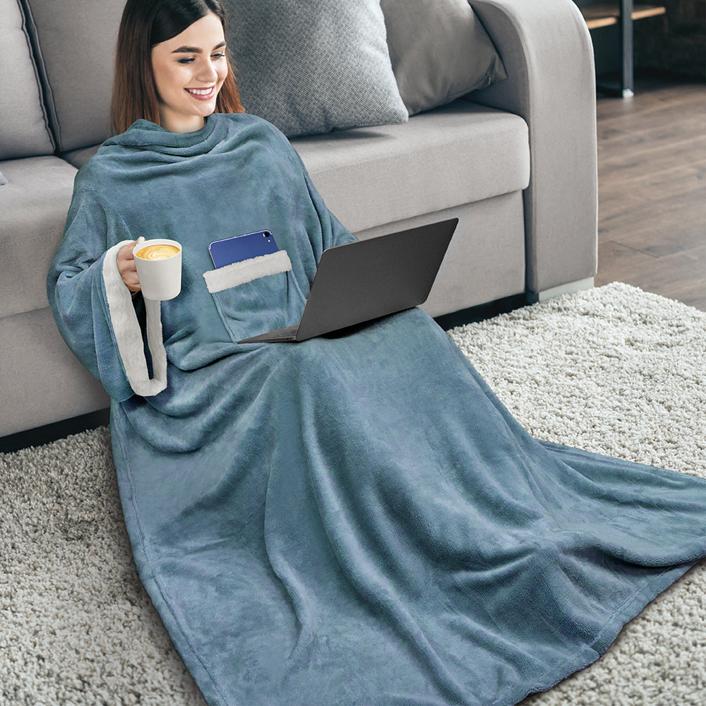 Blanket with Sleeves - Sherpa Trims