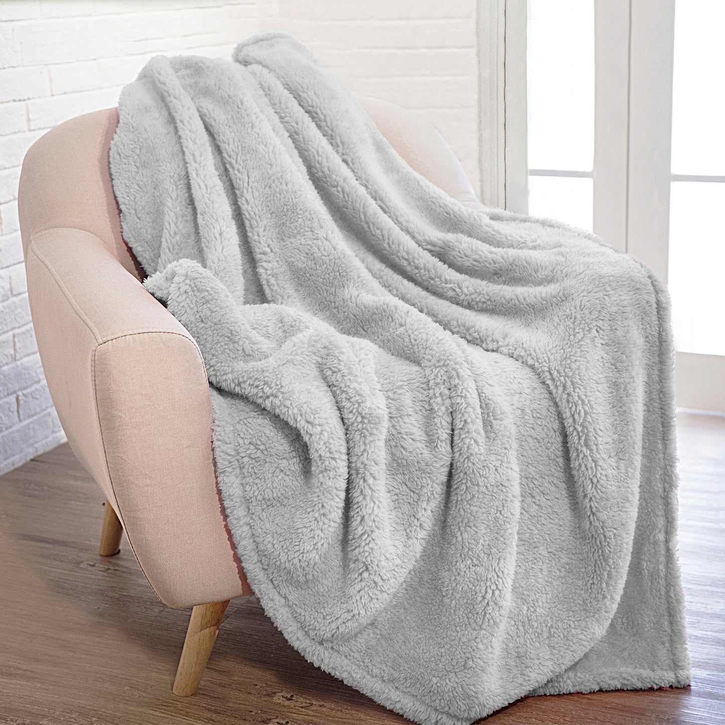 Plush Shaggy Sherpa Blanket