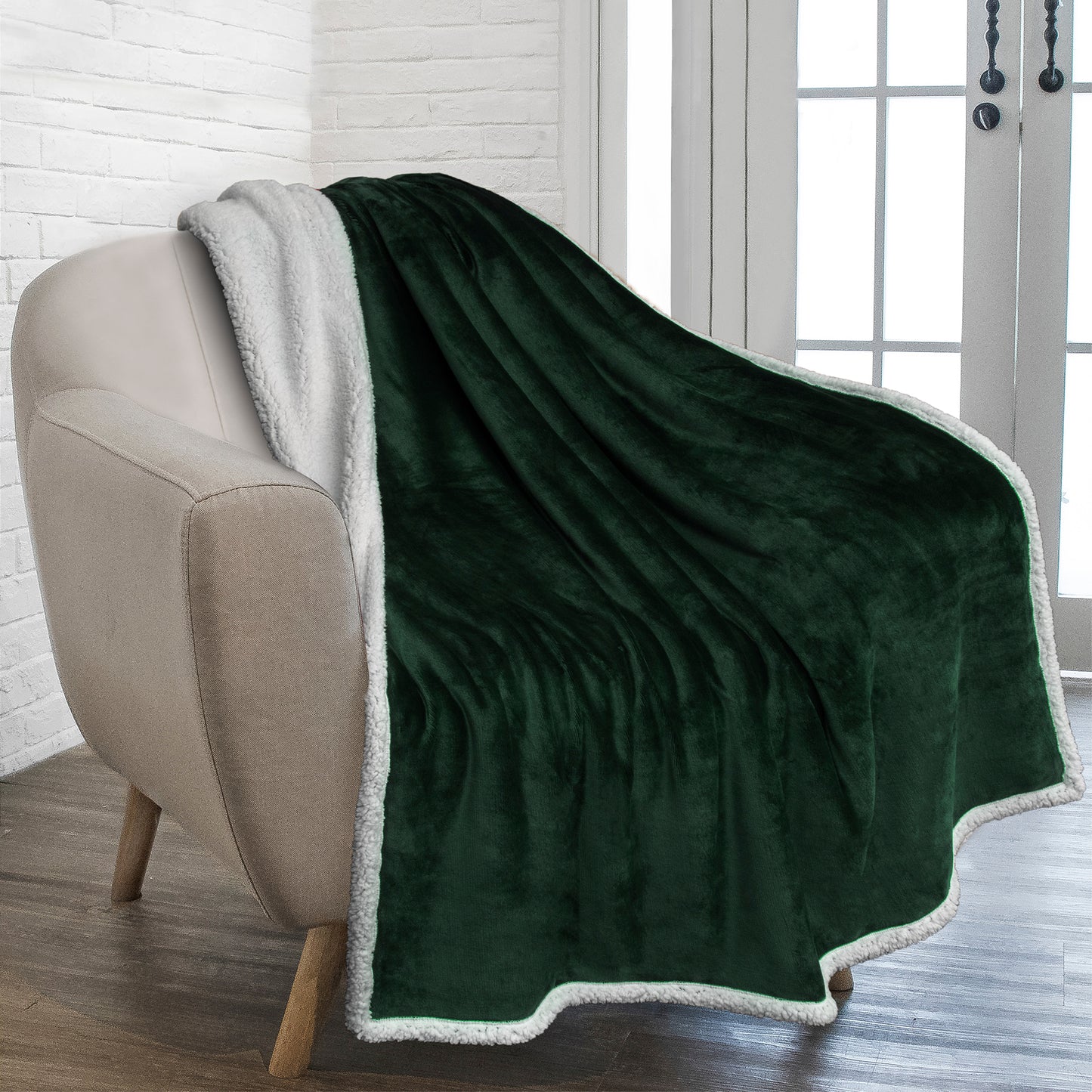 Premium Sherpa Fleece Throw Blanket
