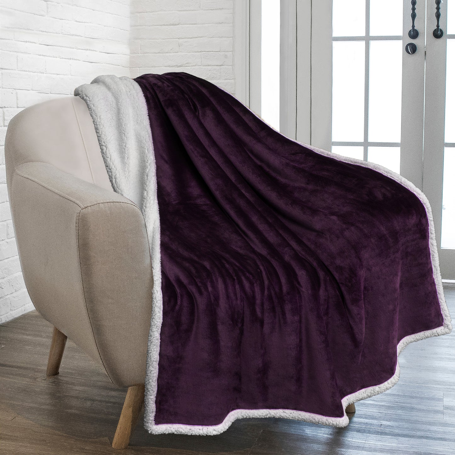 Premium Sherpa Fleece Throw Blanket