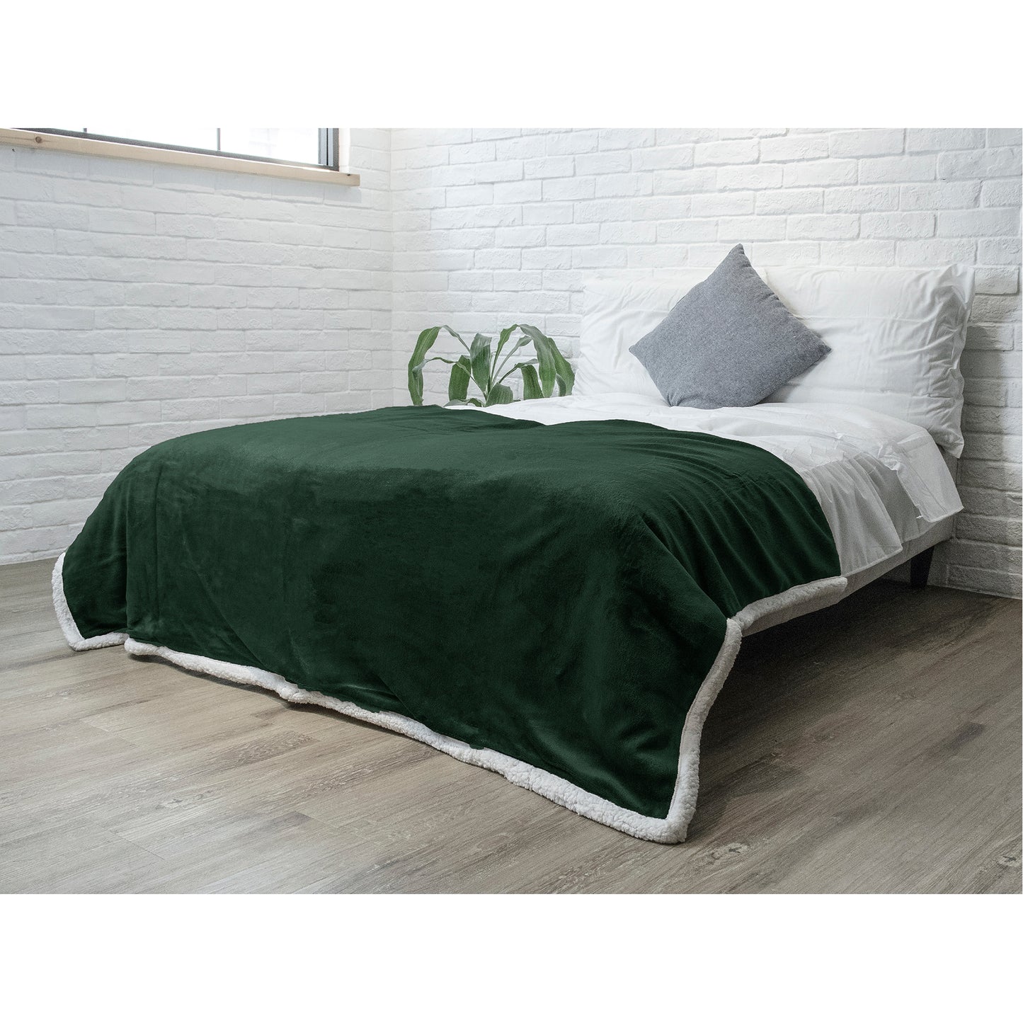 Premium Sherpa Fleece Throw Blanket