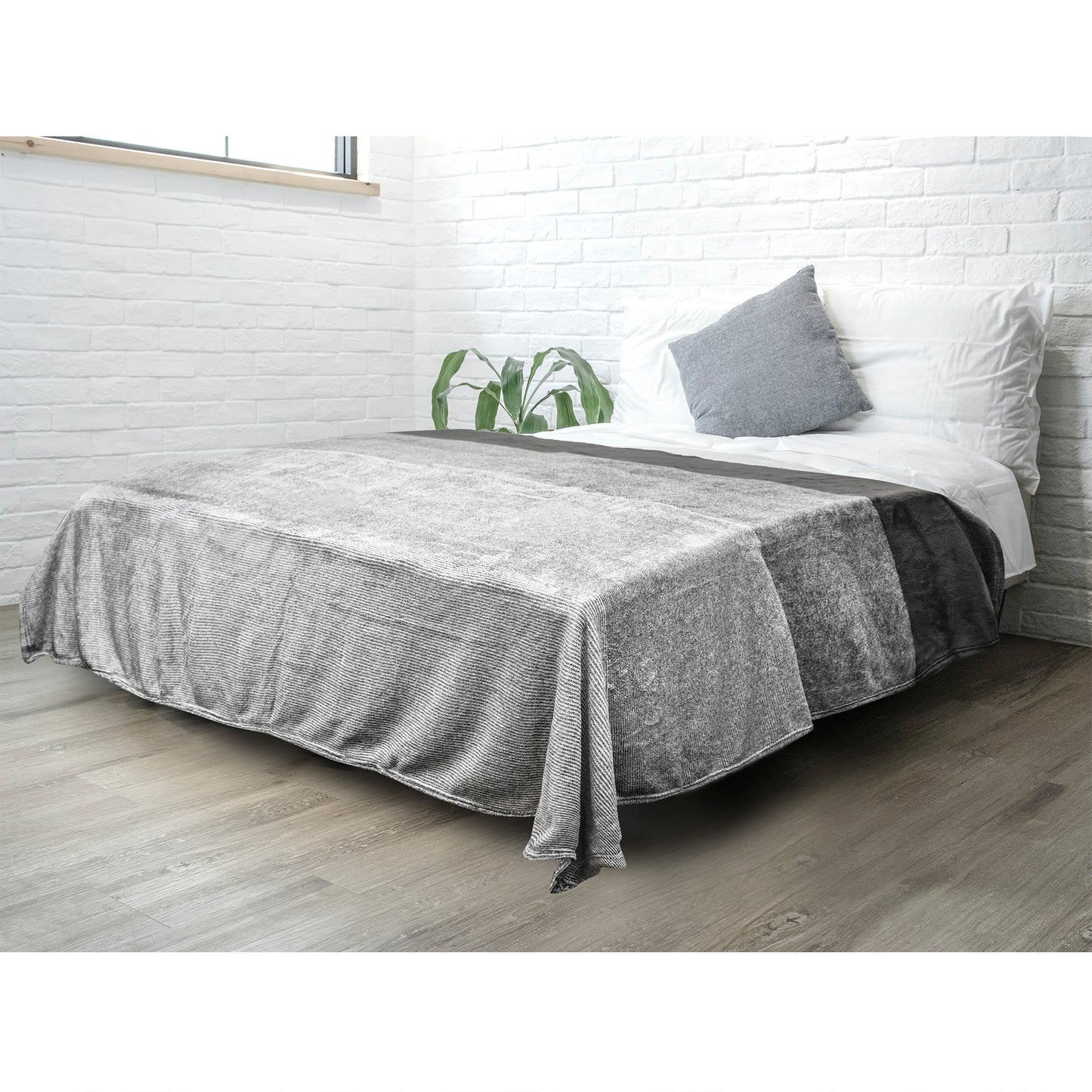 Gradient Ombre Fleece Blanket