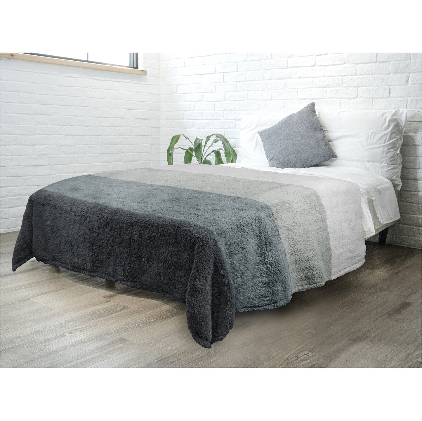 Gradient Ombre Shaggy Sherpa Blanket