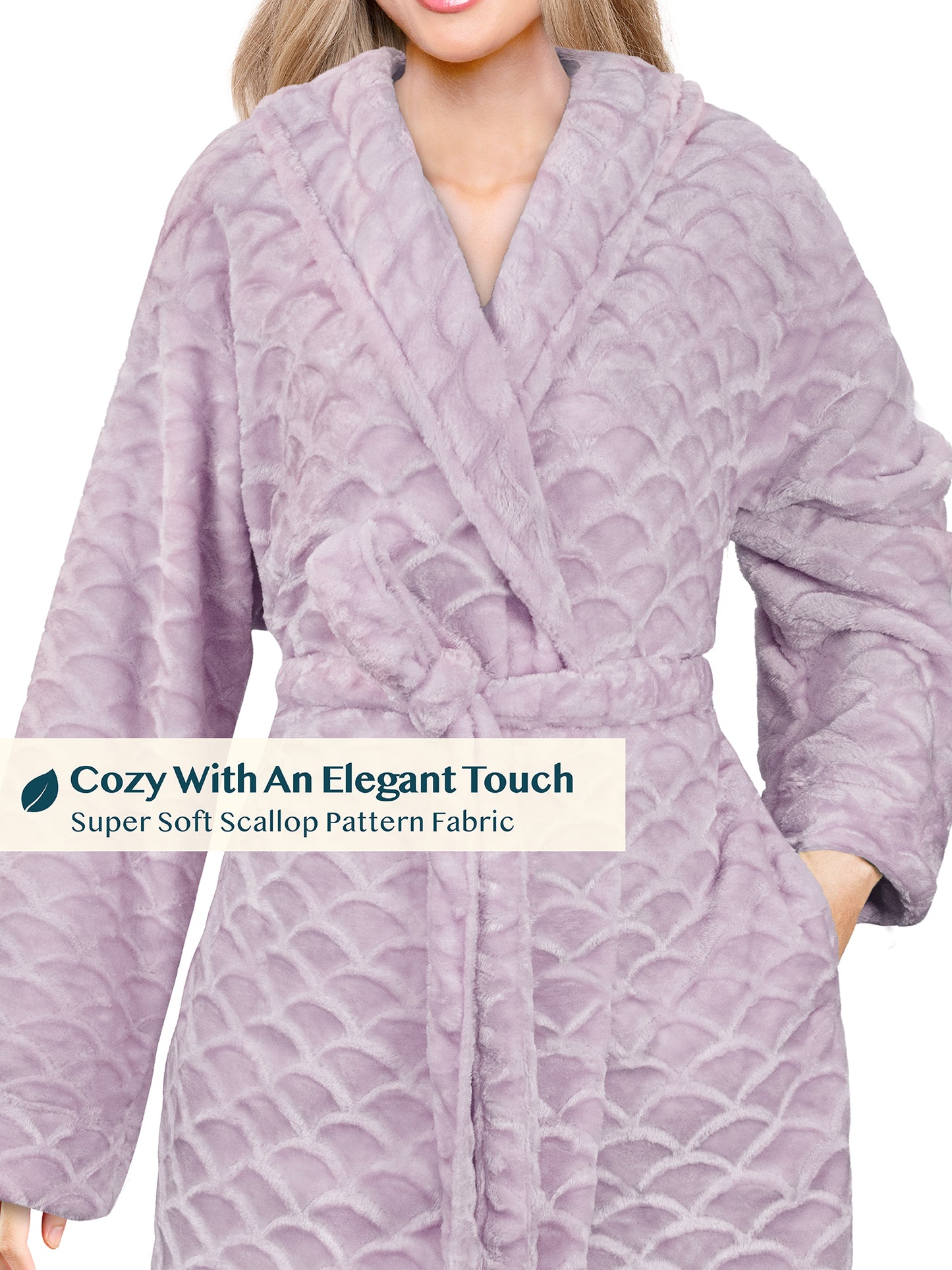 Women's Scallop Pattern Short Robe