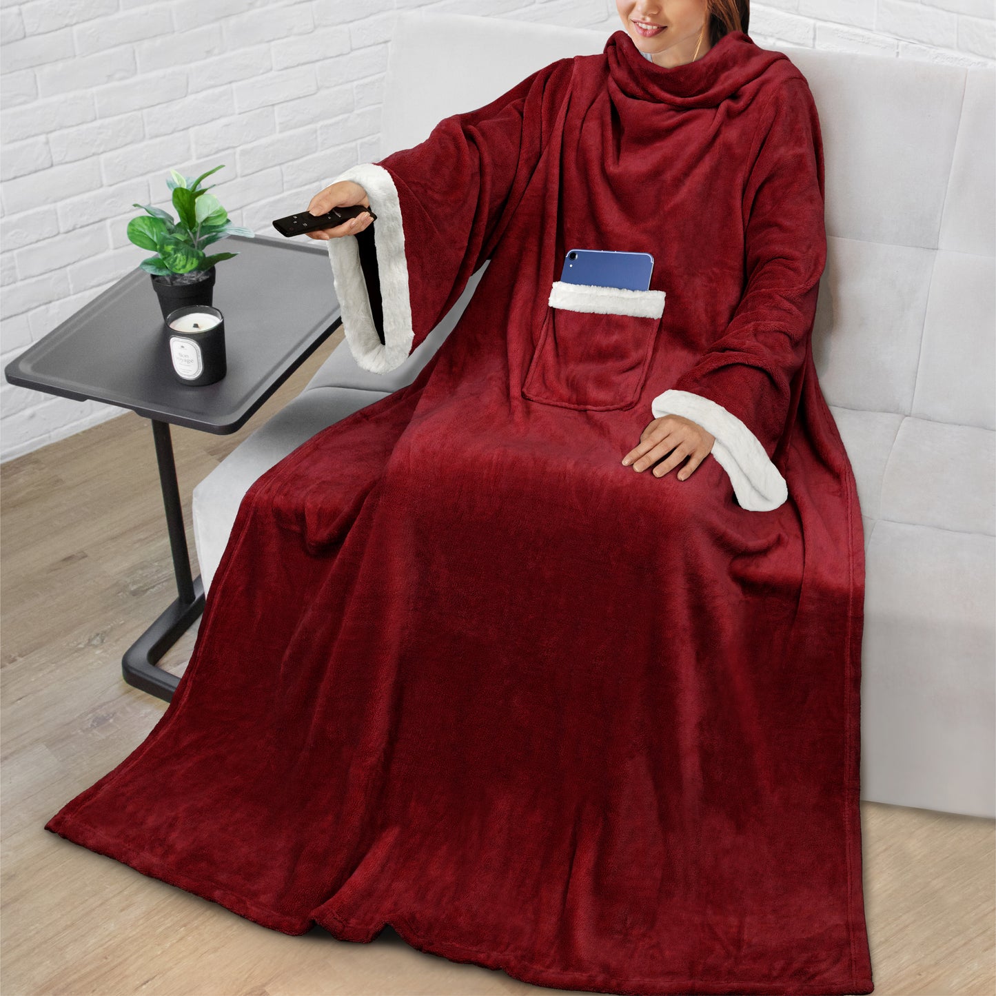 Blanket with Sleeves - Sherpa Trims