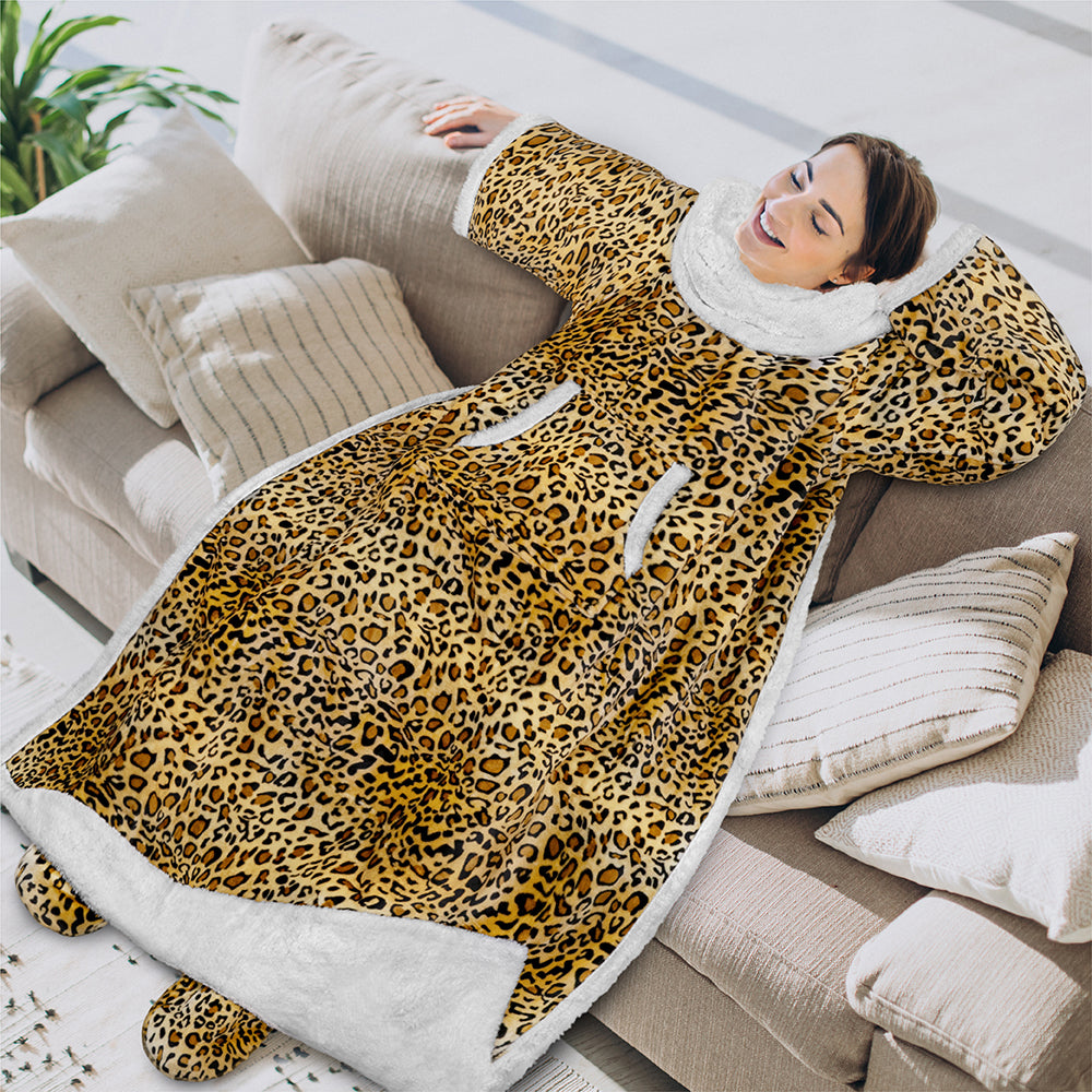 Blanket with Sleeves - Foot Pockets