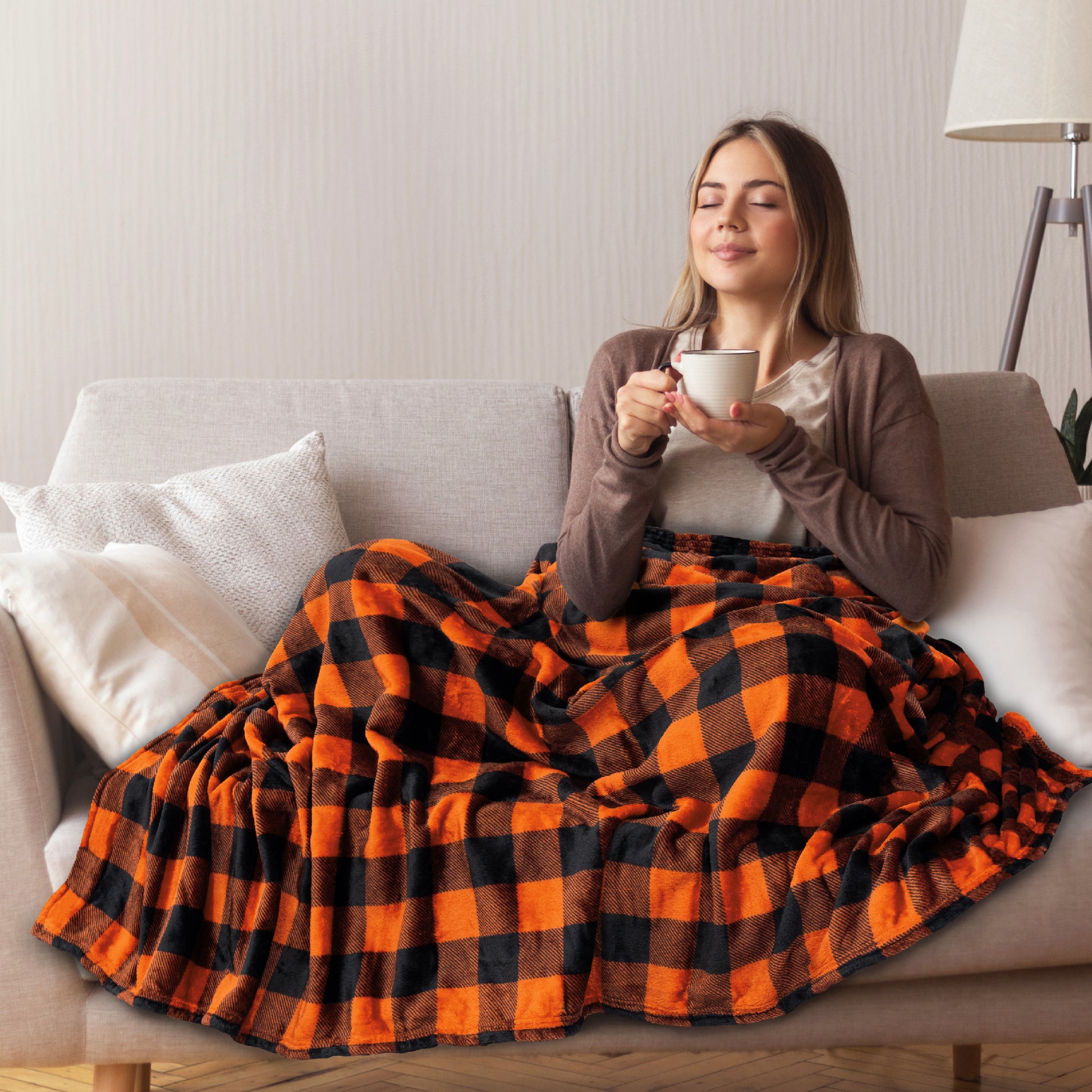 Checkered Fleece Blanket