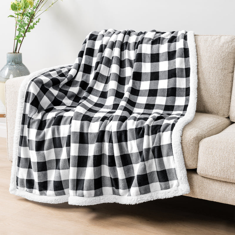 Checkered Sherpa Fleece Blanket