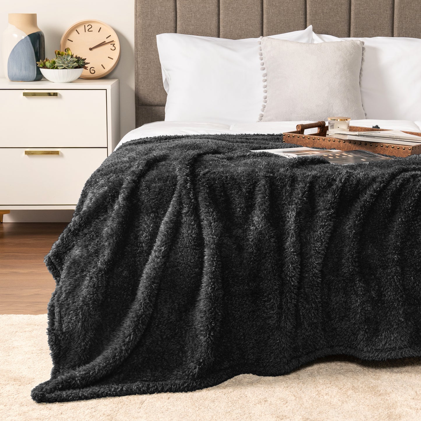 Plush Shaggy Sherpa Blanket