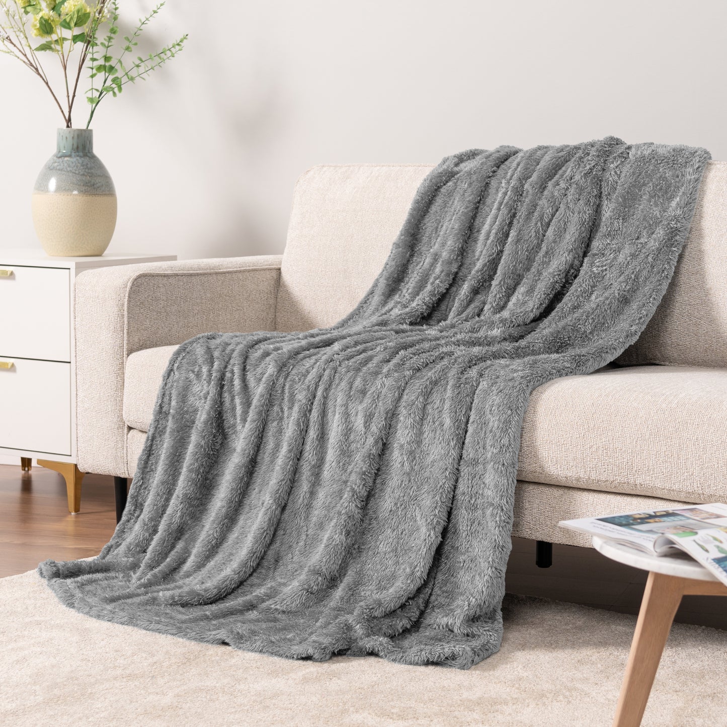 Plush Shaggy Sherpa Blanket