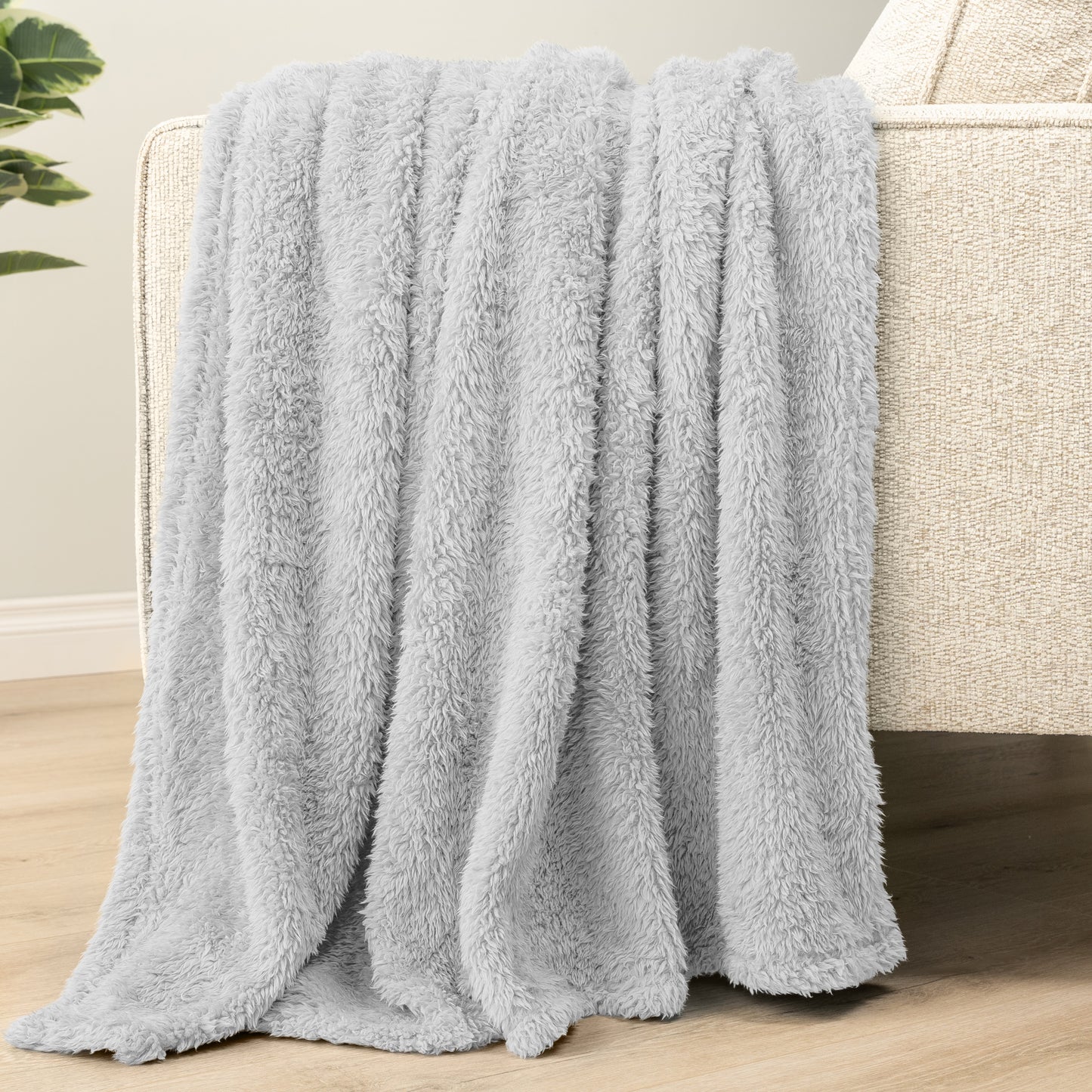 Plush Shaggy Sherpa Blanket