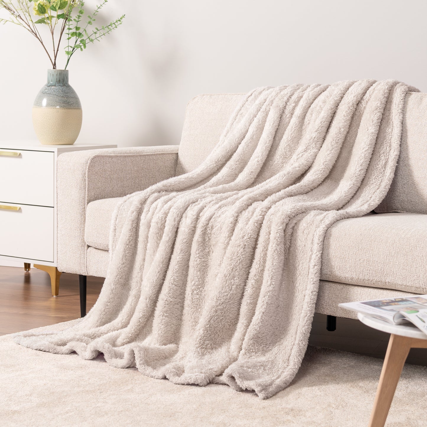Plush Shaggy Sherpa Blanket