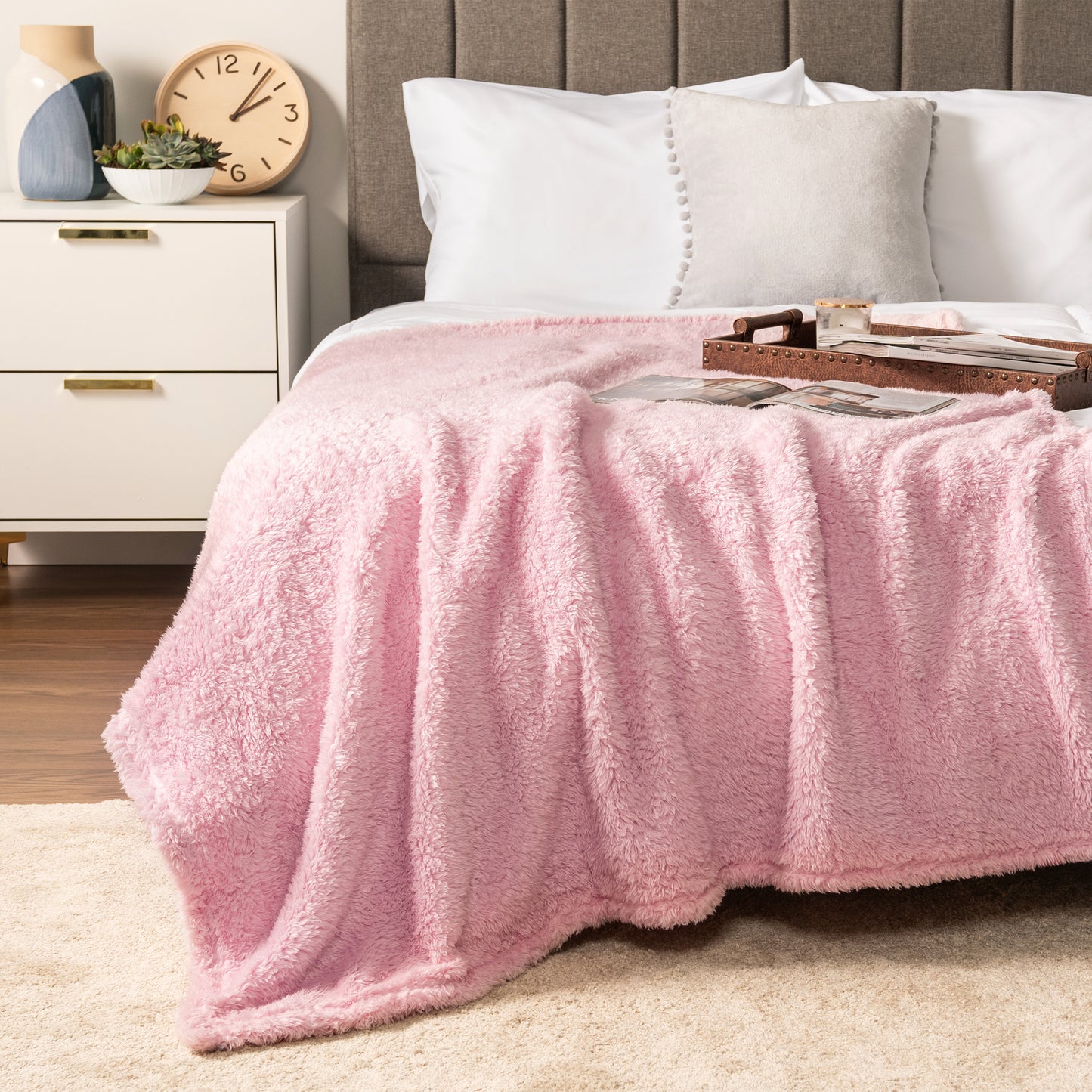 Plush Shaggy Sherpa Blanket