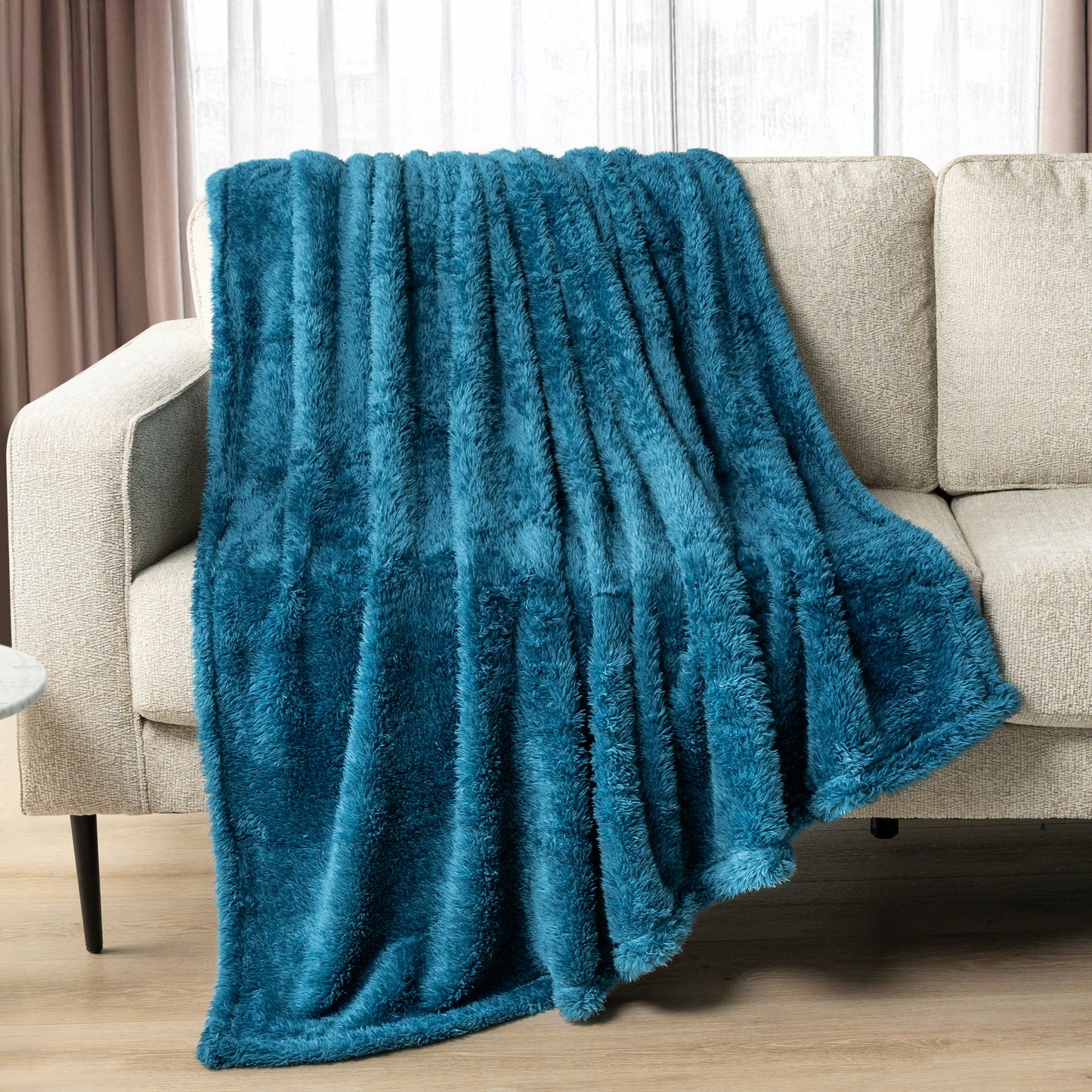 Plush Shaggy Sherpa Blanket