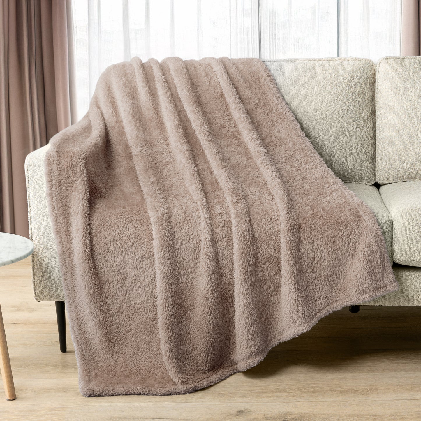 Plush Shaggy Sherpa Blanket