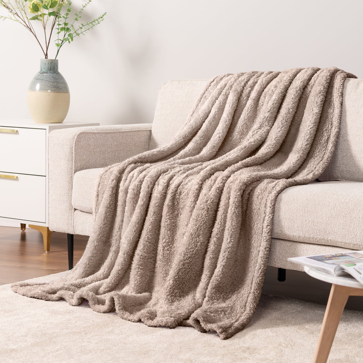 Plush Shaggy Sherpa Blanket