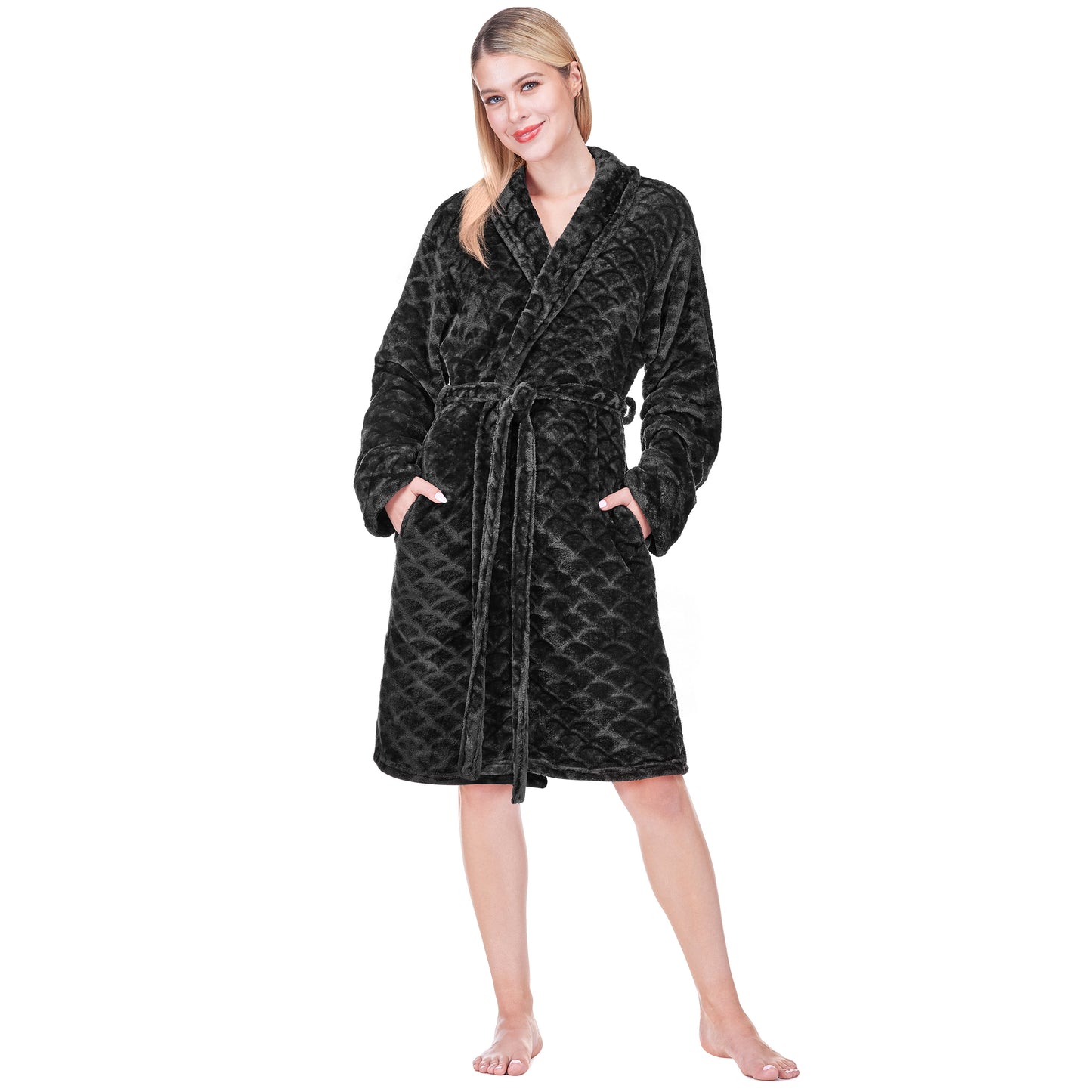 Women's Scallop Pattern Short Robe