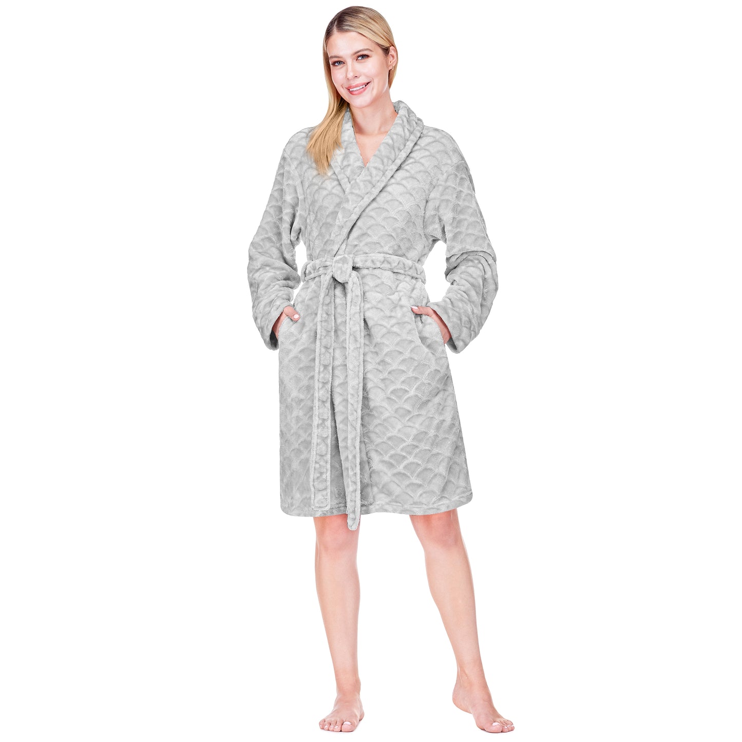 Women's Scallop Pattern Short Robe