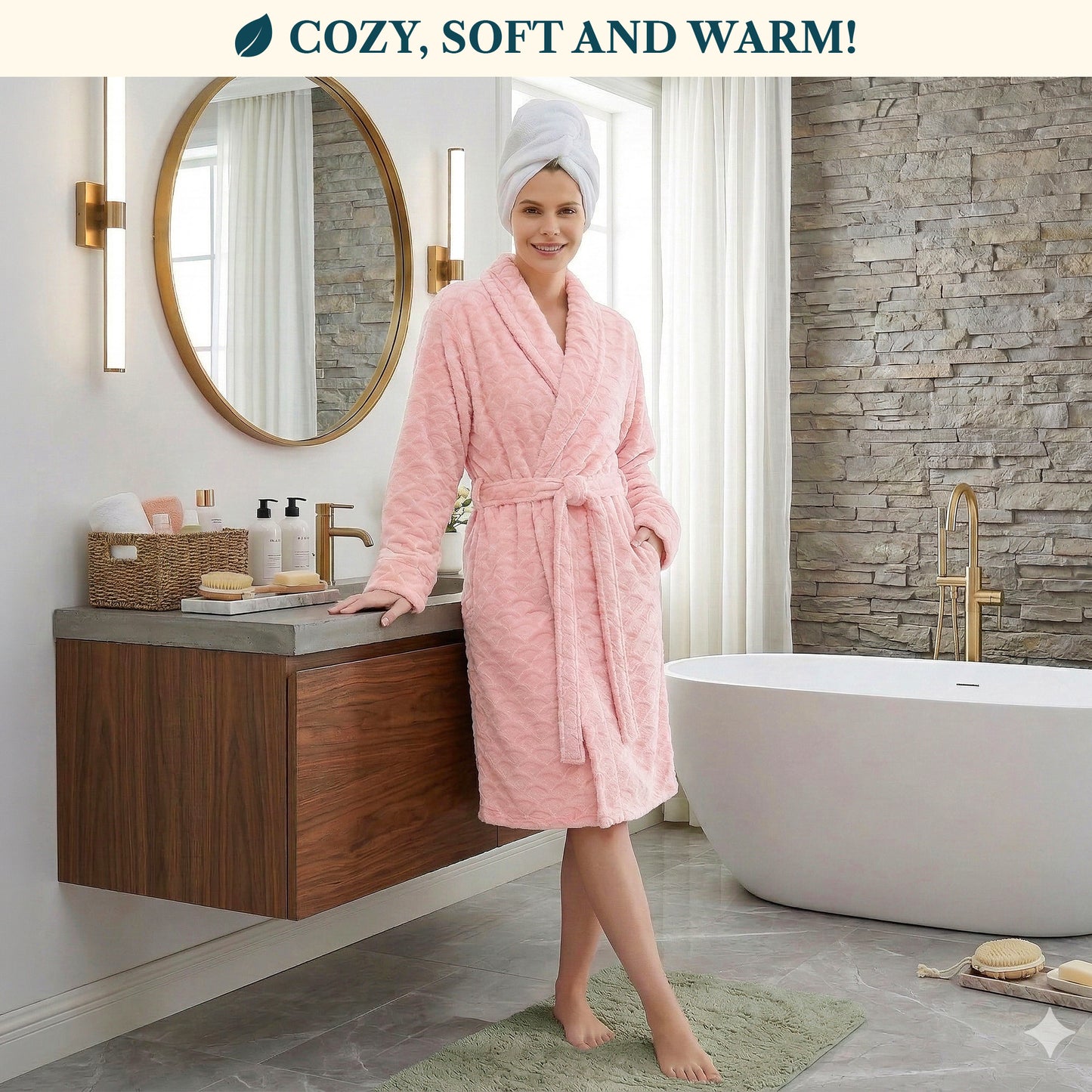 Women's Scallop Pattern Short Robe