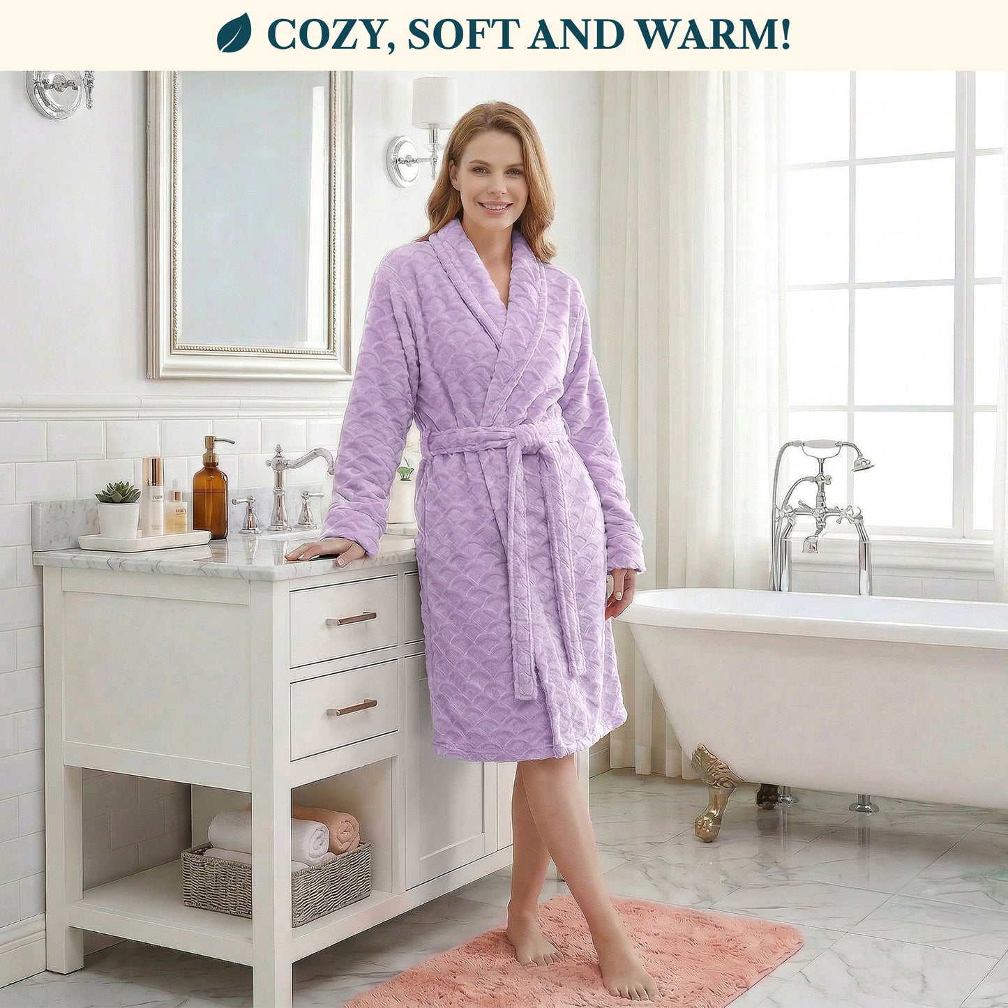 Women's Scallop Pattern Short Robe