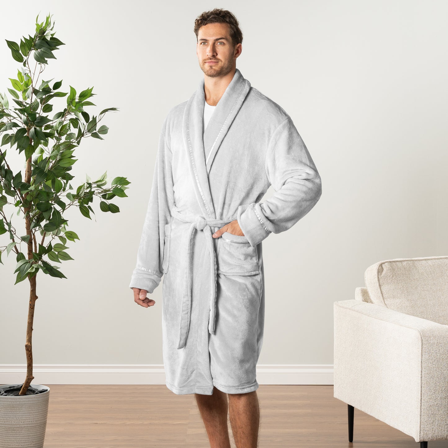 Men's Satin Trim Fleece Robe
