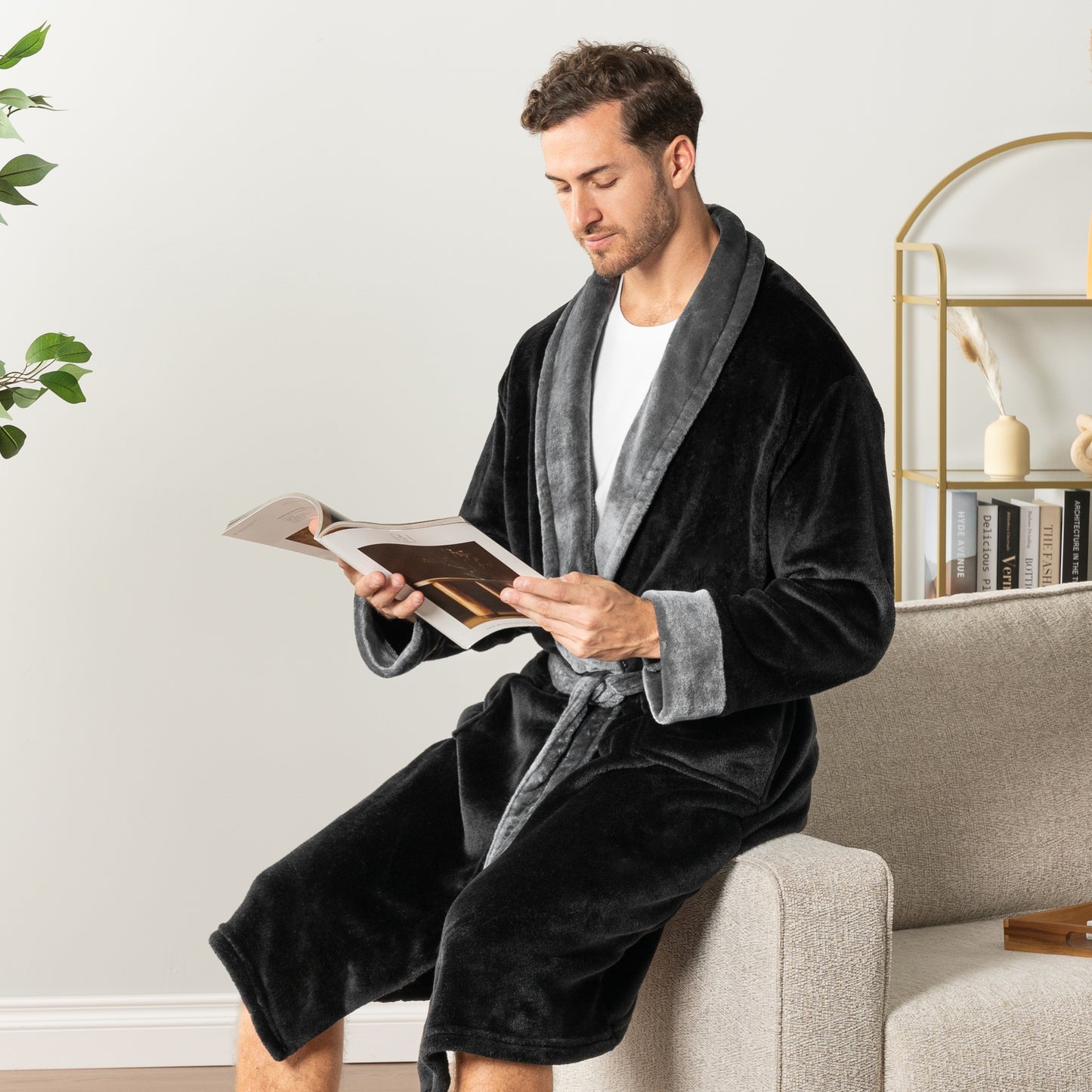Men's Two-Tone Fleece Robe