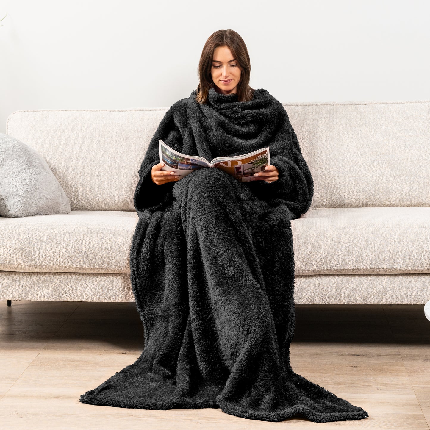 Sherpa Fluffy Blanket with Sleeves