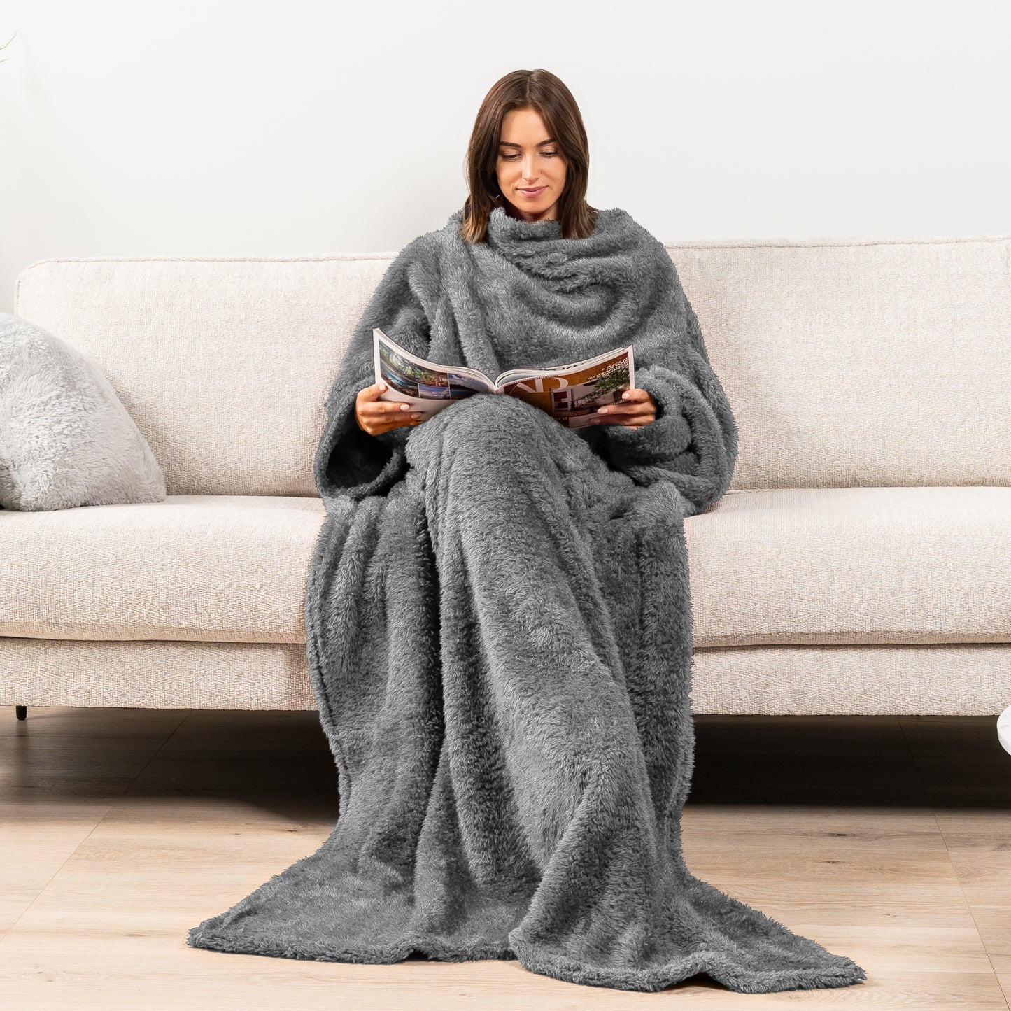 Sherpa Fluffy Blanket with Sleeves