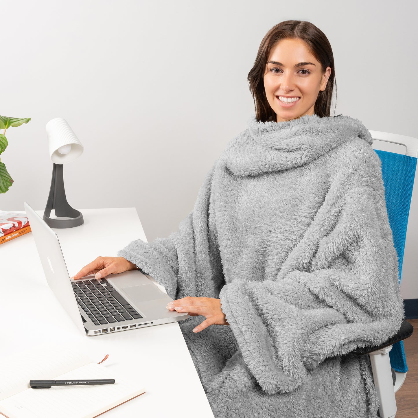 Sherpa Fluffy Blanket with Sleeves