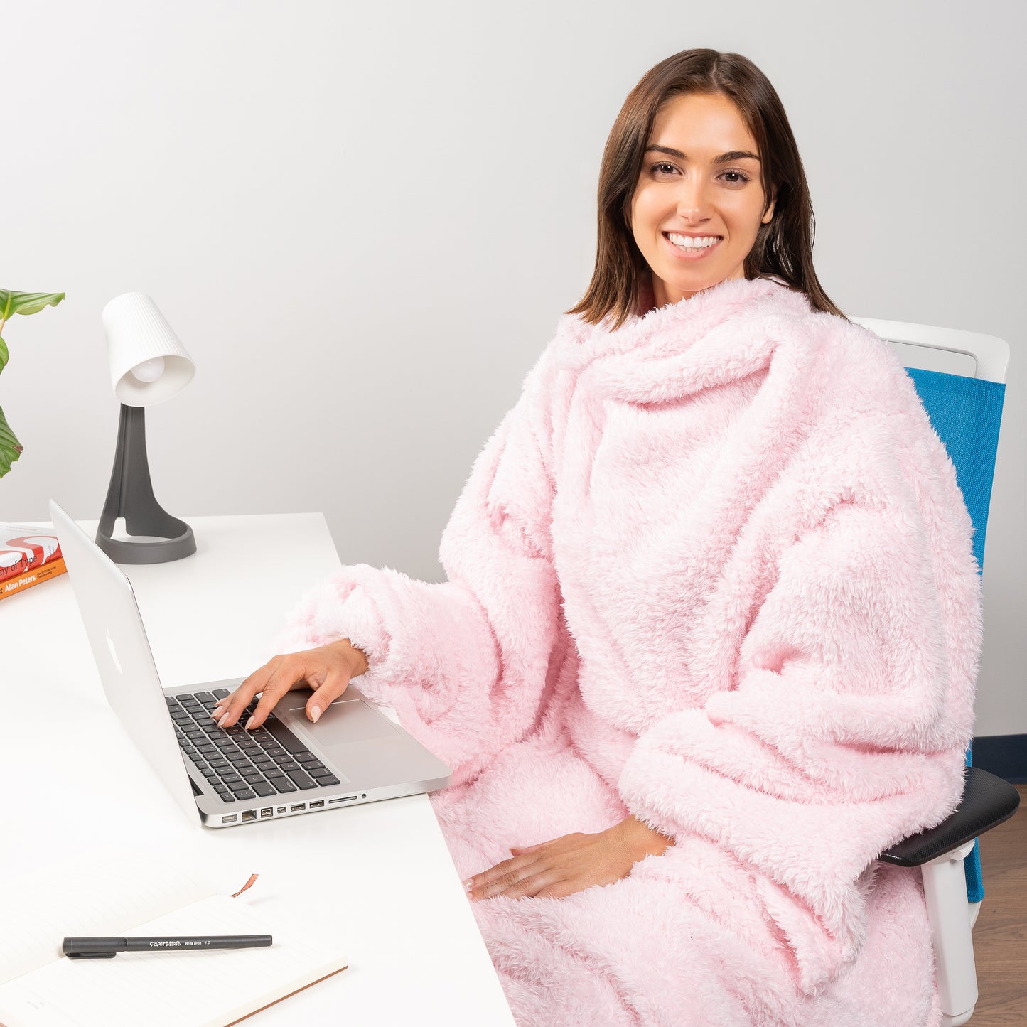 Sherpa Fluffy Blanket with Sleeves