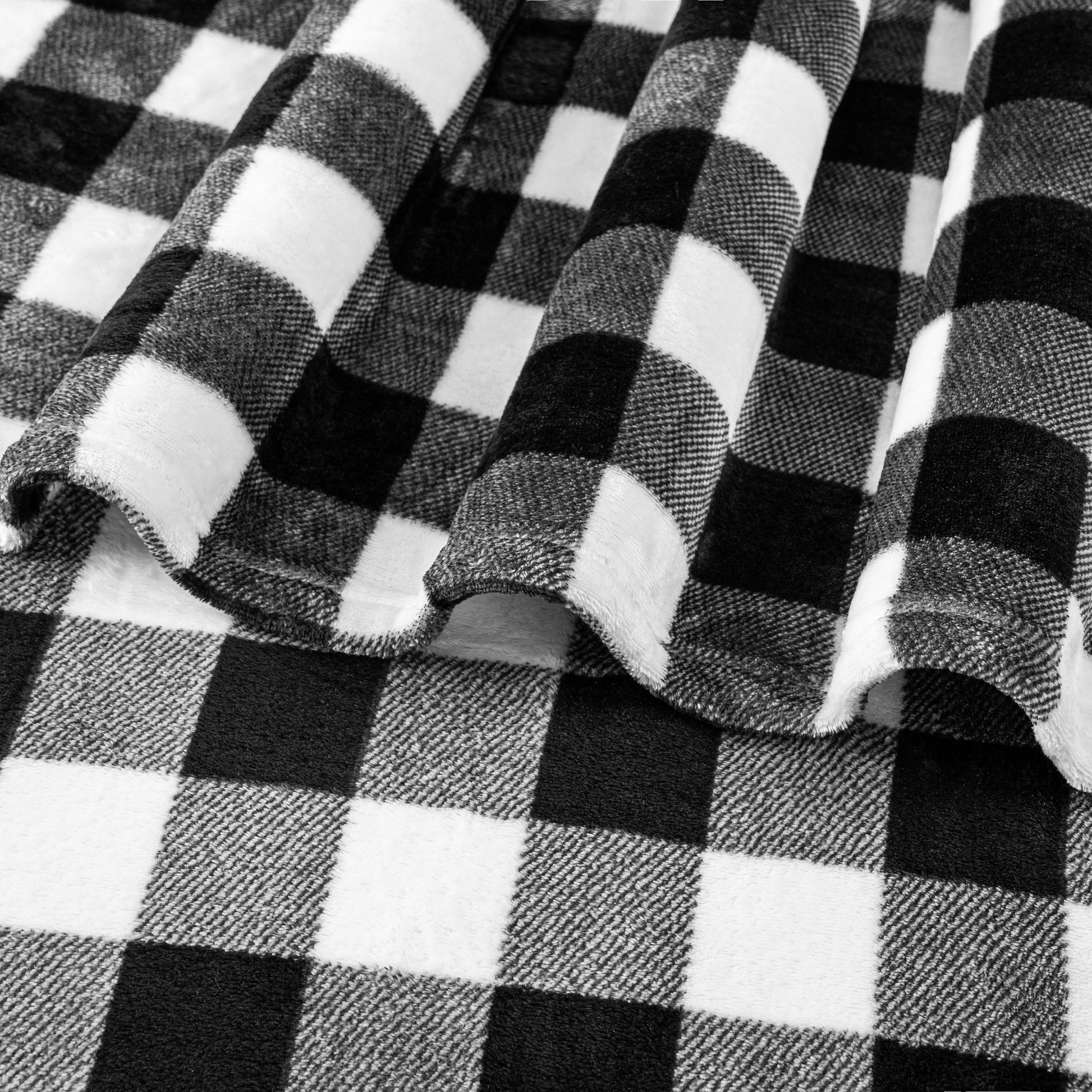 Checkered Fleece Blanket