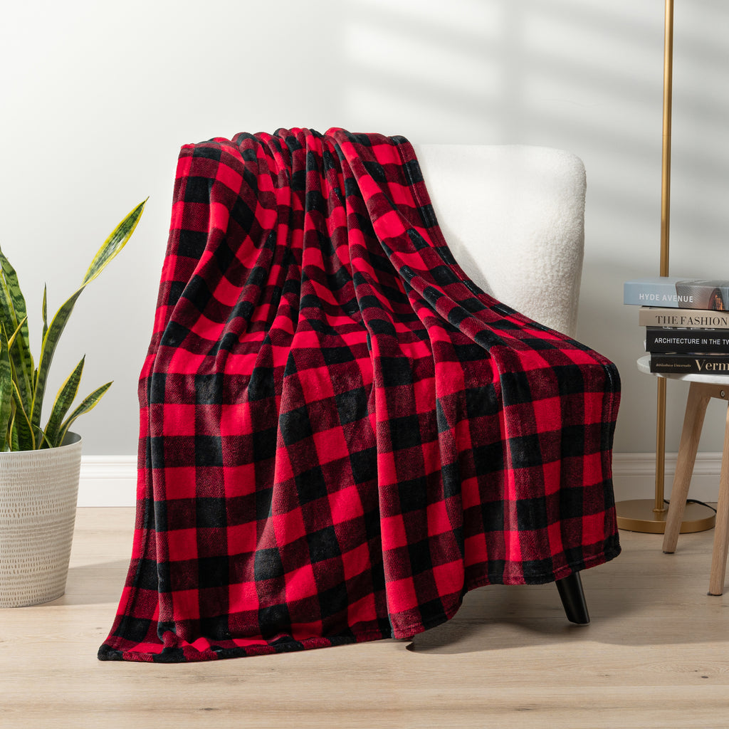 Checkered Fleece Blanket