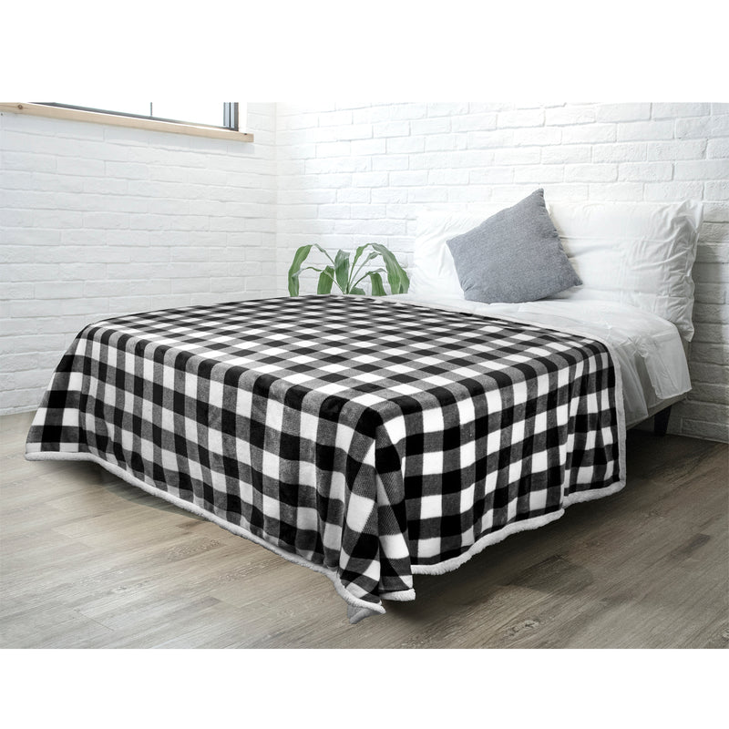 Checkered Sherpa Fleece Blanket