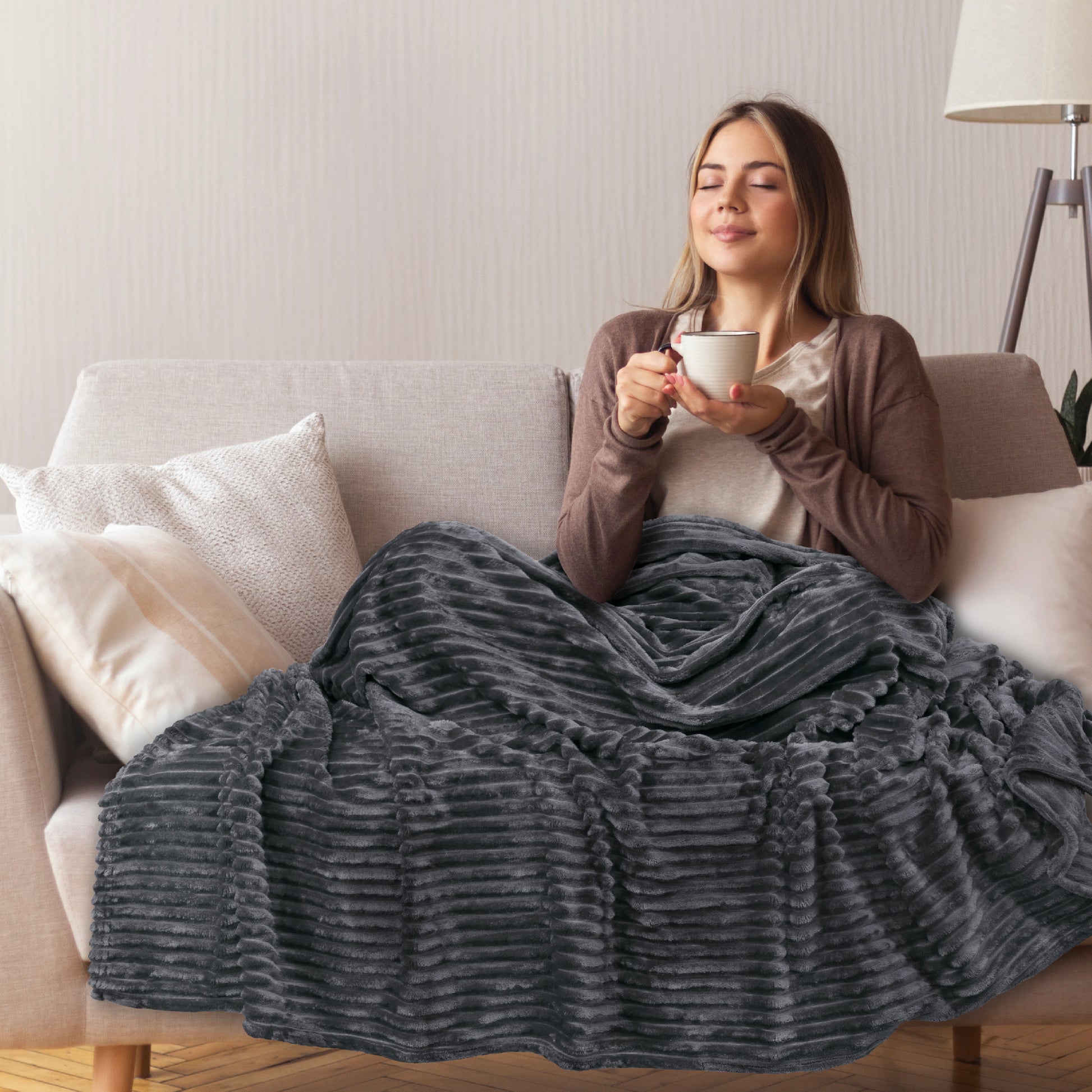 Ribbed Fleece Throw Blanket