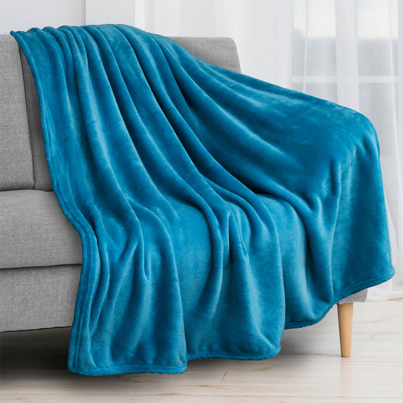 Classic Fleece Throw Blanket