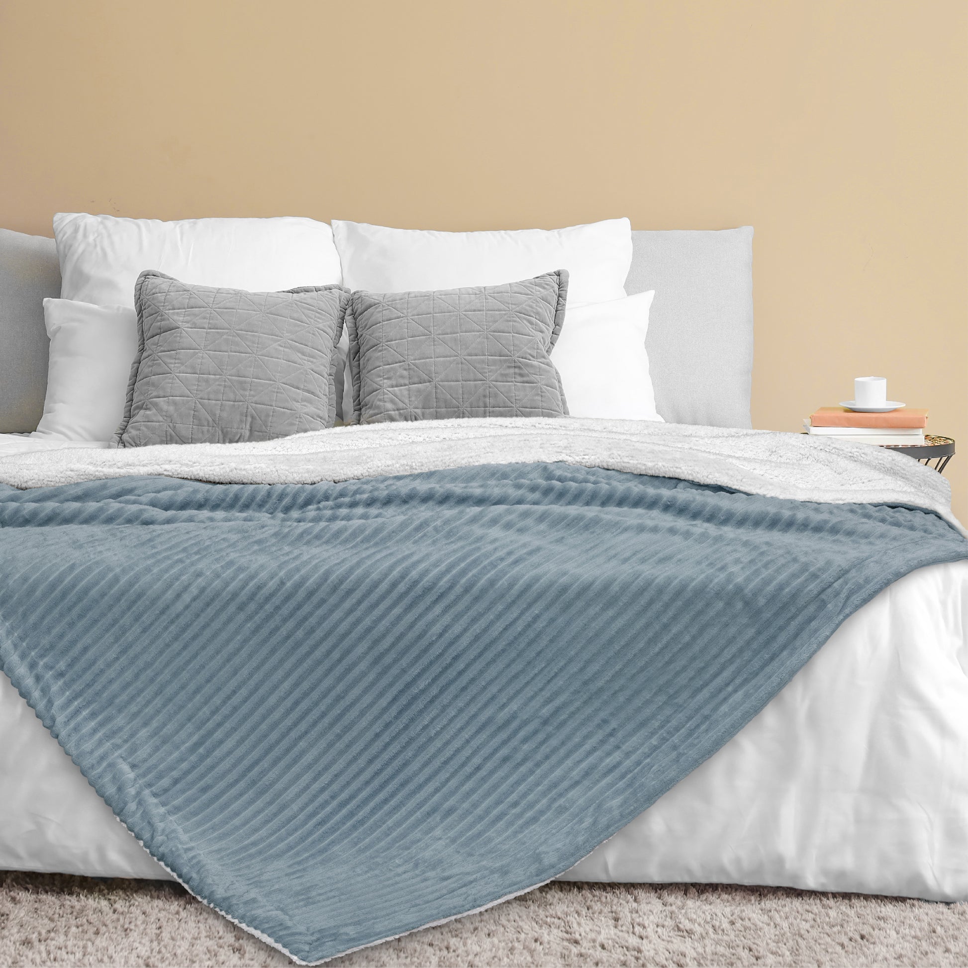 Ribbed Sherpa Throw Blanket