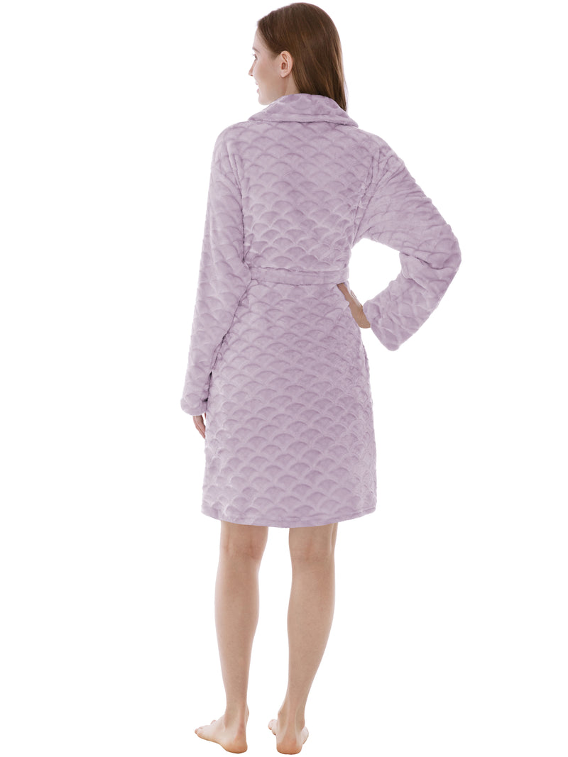 Women's Scallop Pattern Short Robe