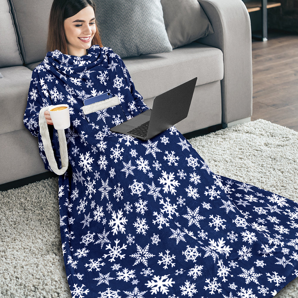 Blanket with Sleeves - Sherpa Trims
