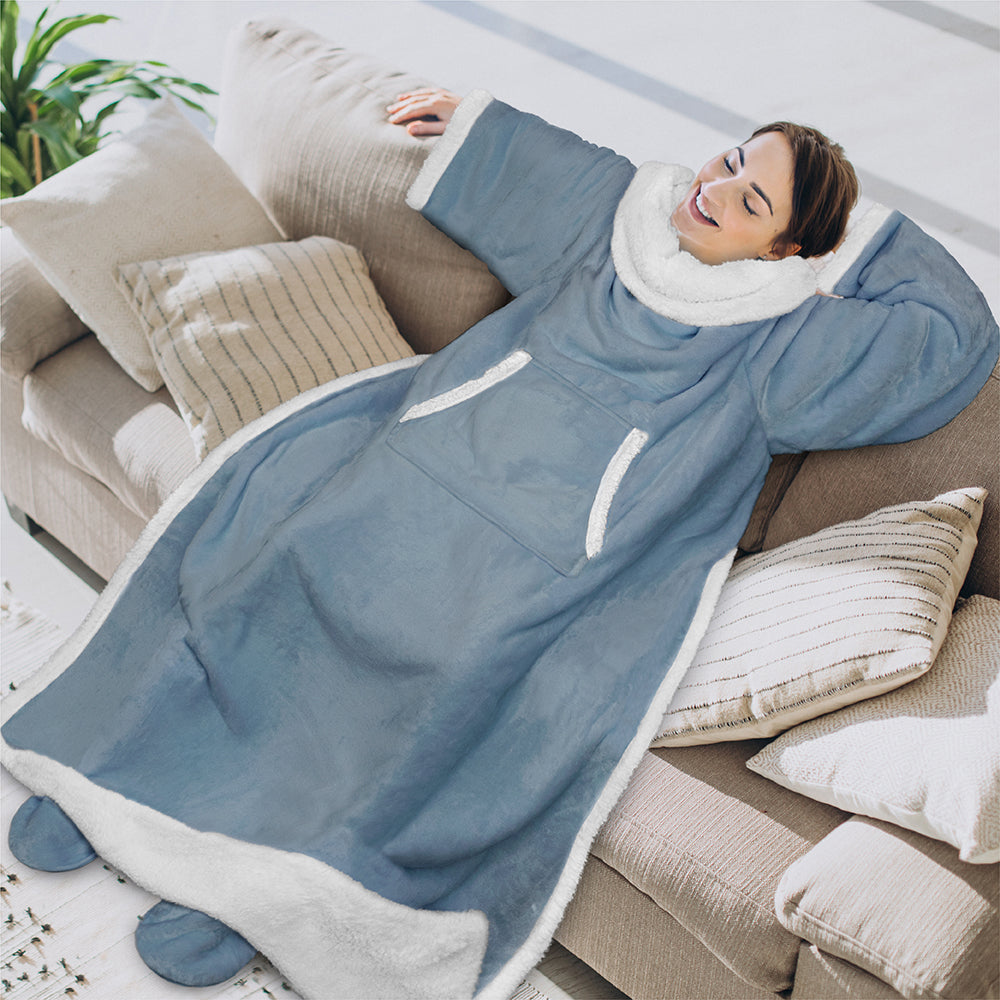 Blanket with Sleeves - Foot Pockets