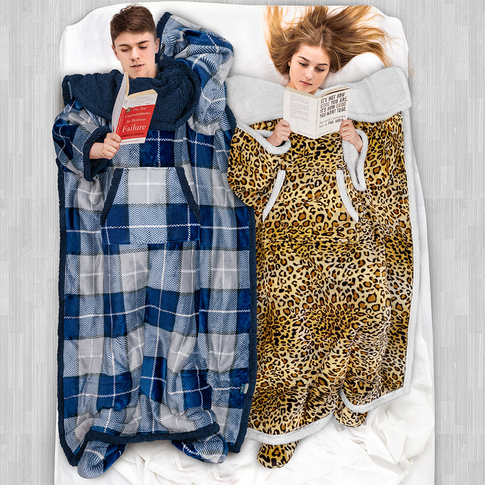 Blanket with Sleeves - Foot Pockets