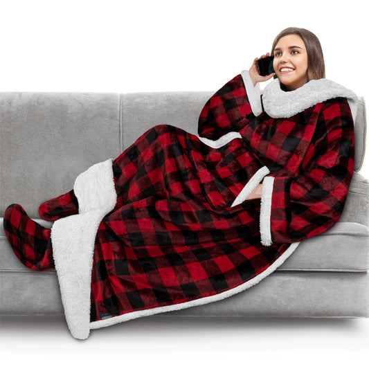 Blanket with Sleeves - Foot Pockets