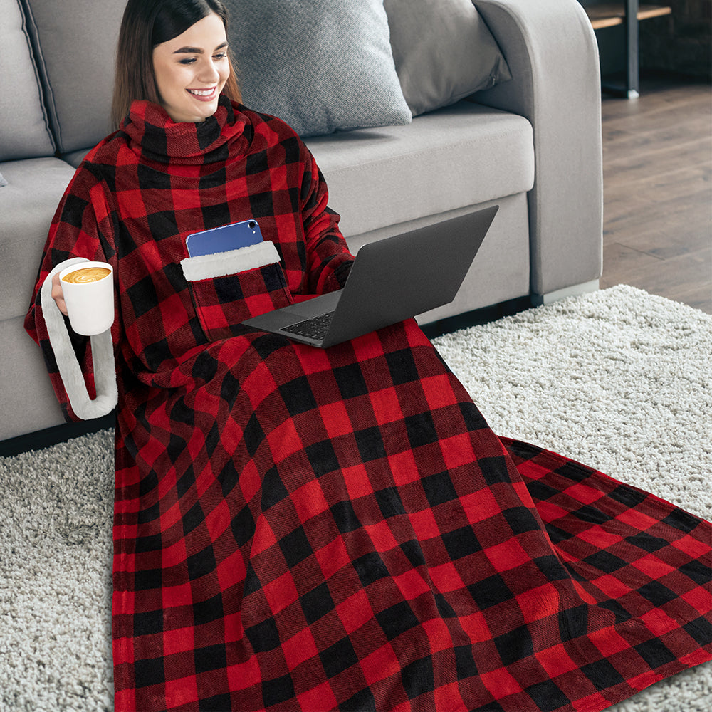 Blanket with Sleeves - Sherpa Trims